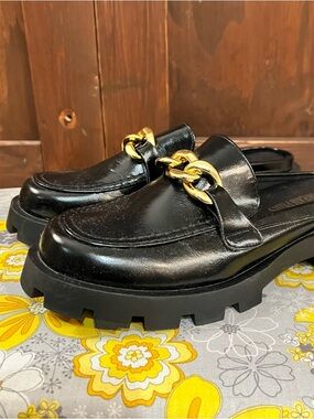 Dream Pairs Black Patent Lug-Sole Loafers with Gold Logo